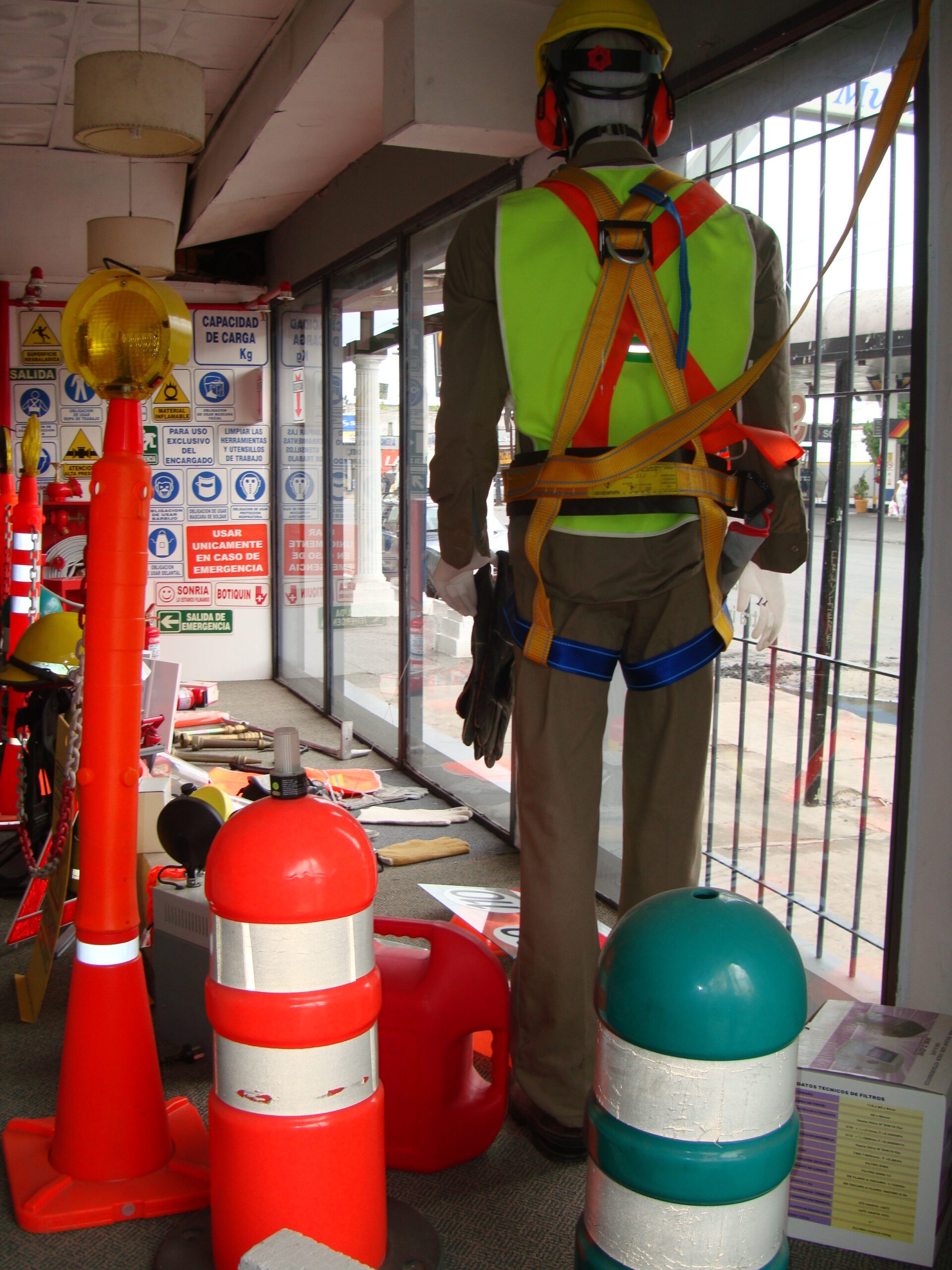 Equipo de Seguridad UNO trabajando